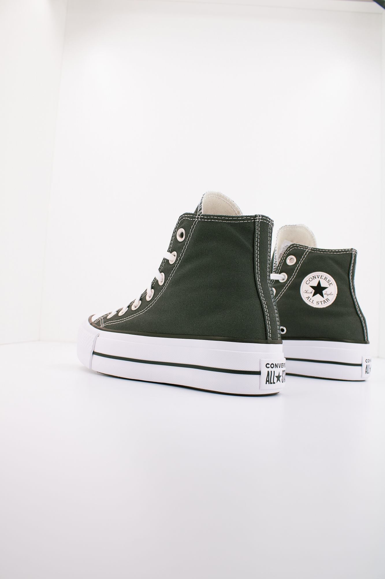 CONVERSE COLOR PLATFORM CHUCK TAYLOR ALL STAR en color NEGRO (3)