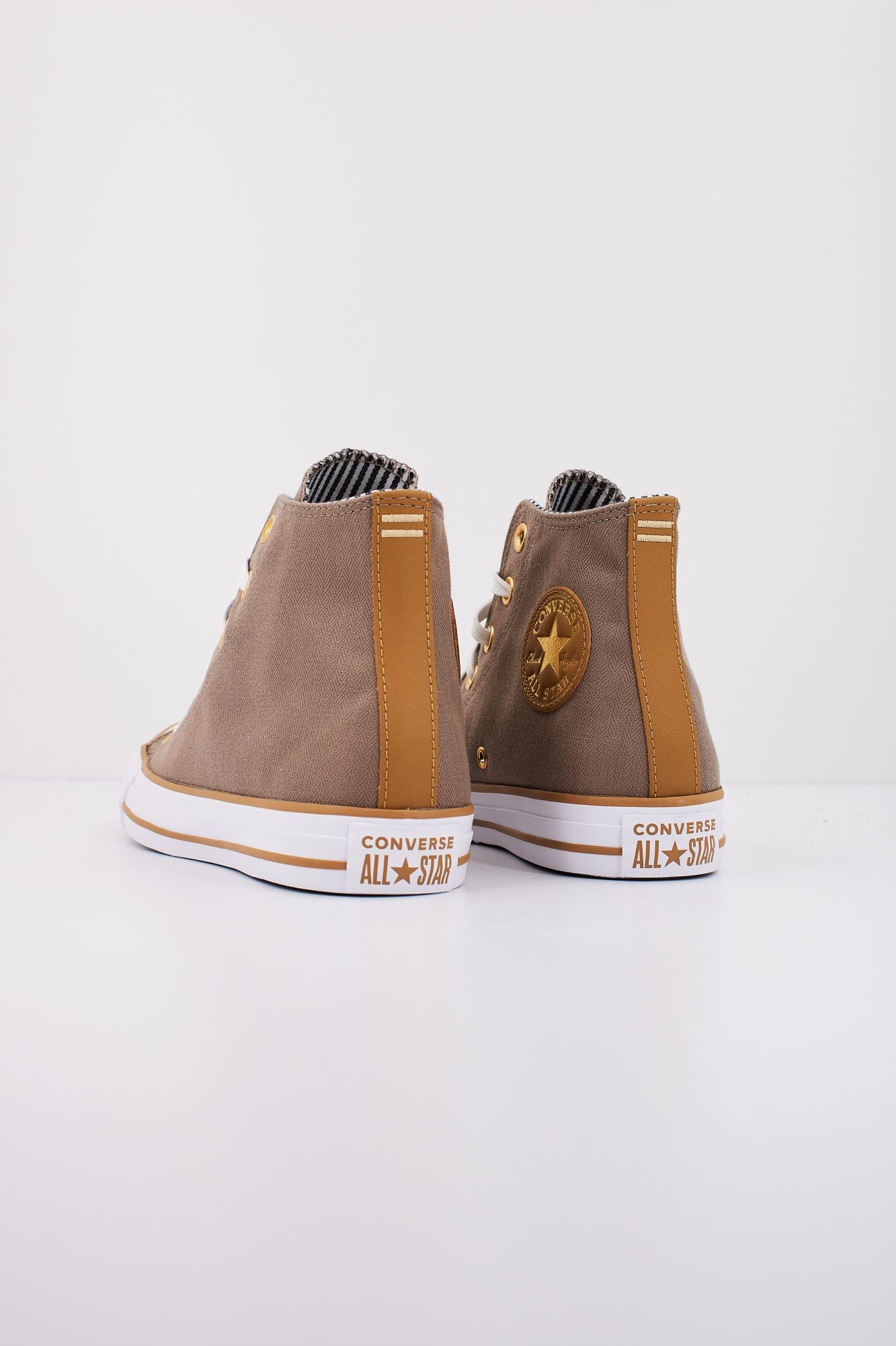 CONVERSE CHUCK TAYLOR ALL STAR en color MARRON (3)