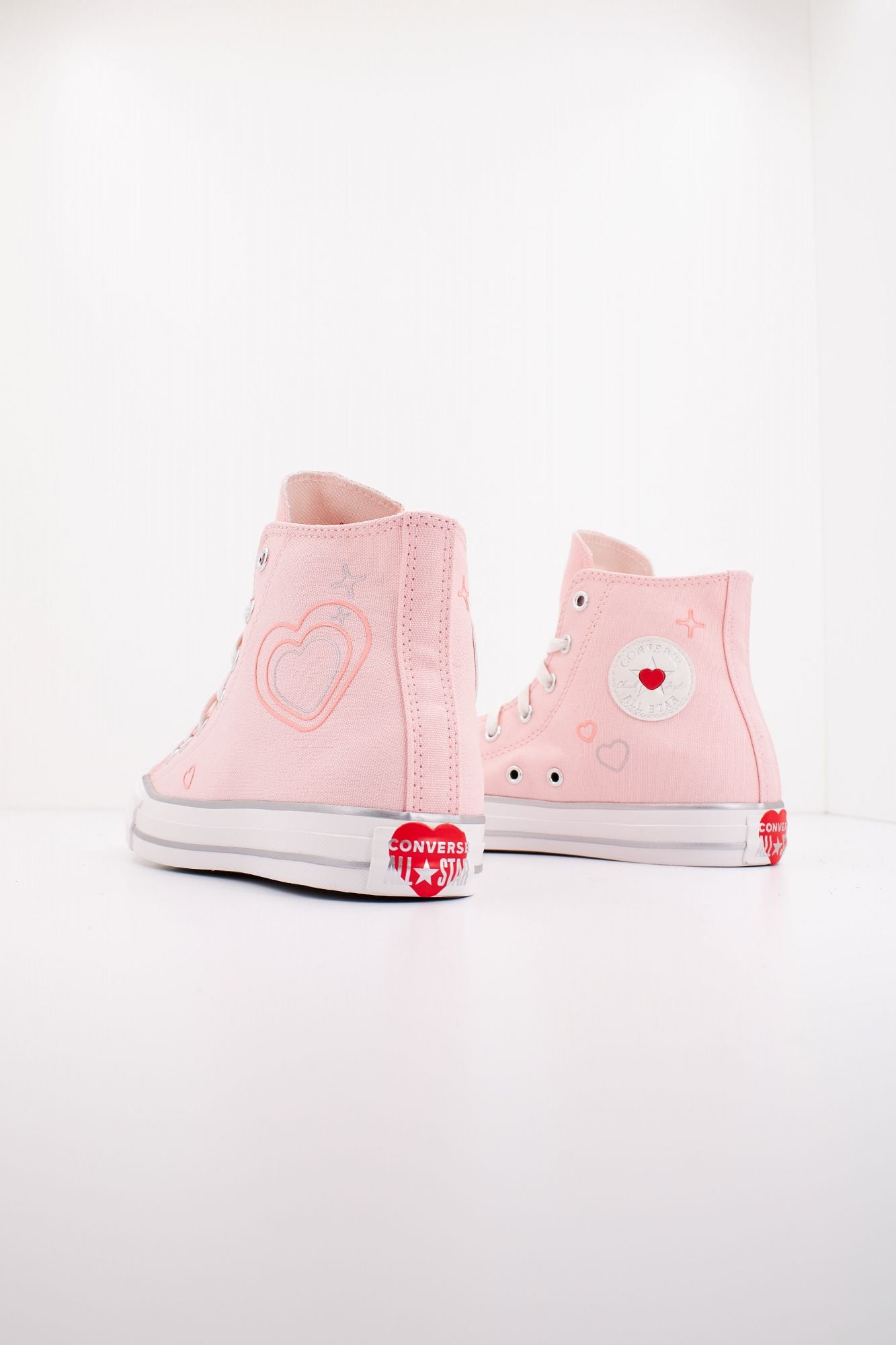 CONVERSE CHUCK TAYLOR ALL STAR Y2K HEART en color ROSA (3)