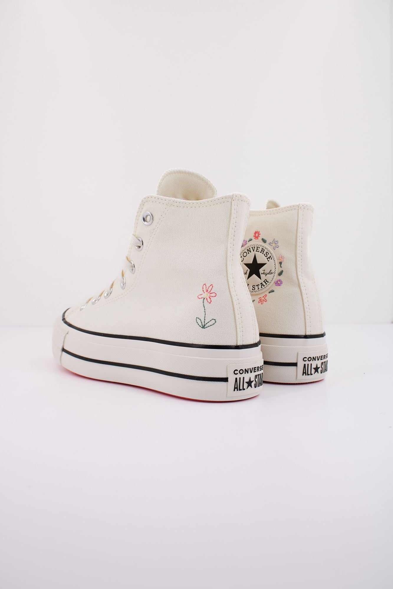 CONVERSE  CHUCK TAYLOR ALL STAR LIFT PLATFORM LITTLE FLOWERS en color BLANCO (4)