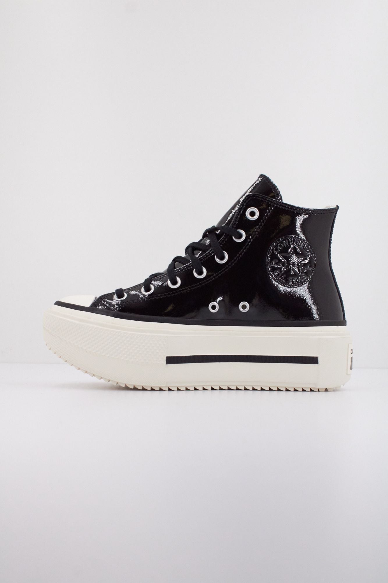 CONVERSE CHUCK TAYLOR ALL STAR LIFT DOUBLE STACK PLATFORM PATENT LEATHER en color NEGRO (1)