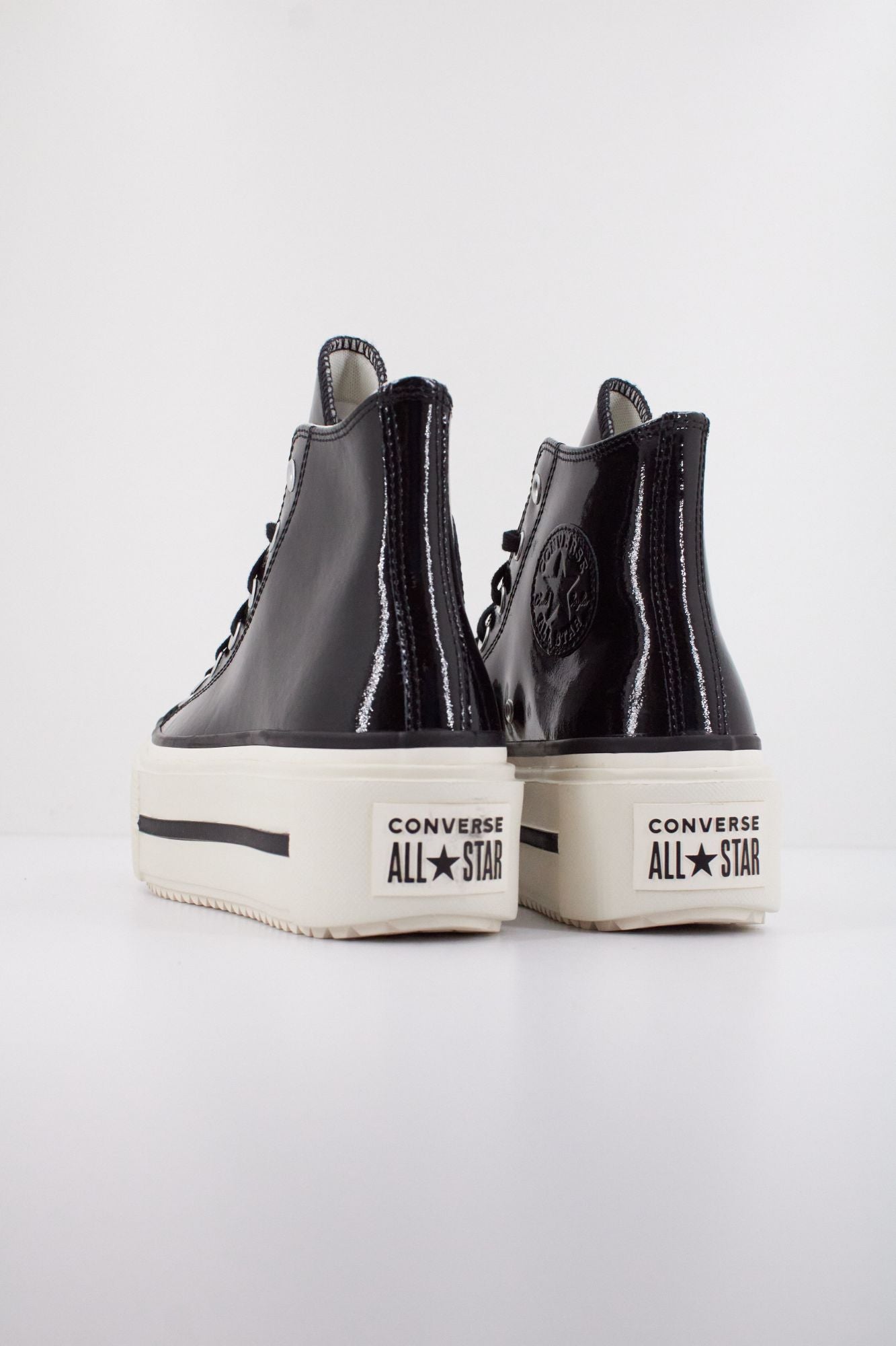 CONVERSE CHUCK TAYLOR ALL STAR LIFT DOUBLE STACK PLATFORM PATENT LEATHER en color NEGRO (4)
