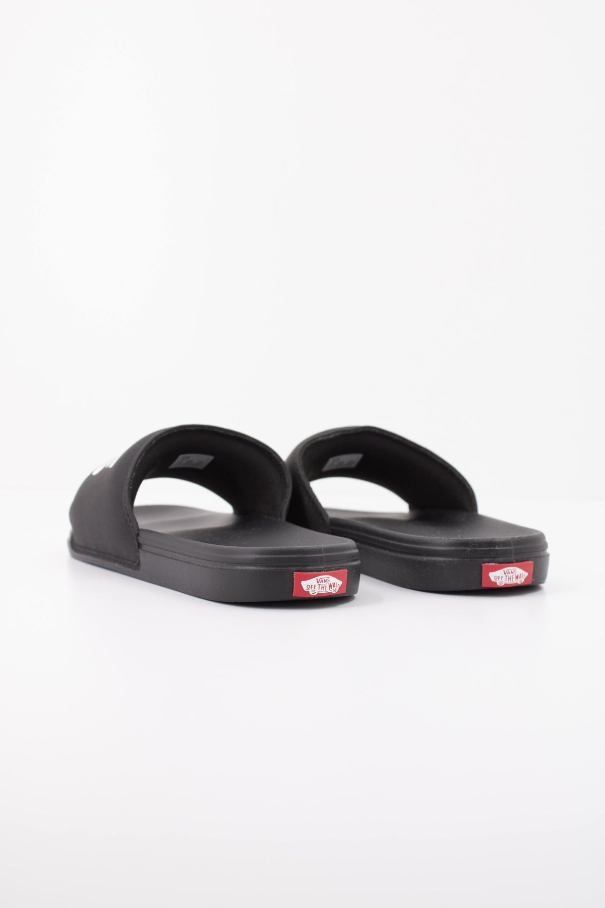 VANS LA COSTA SLIDE-ON en color NEGRO (4)
