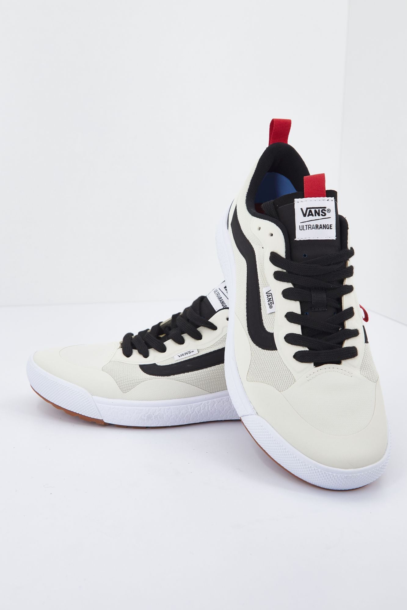 VANS VN0A4U1KBWI1 en color BEIS (4)