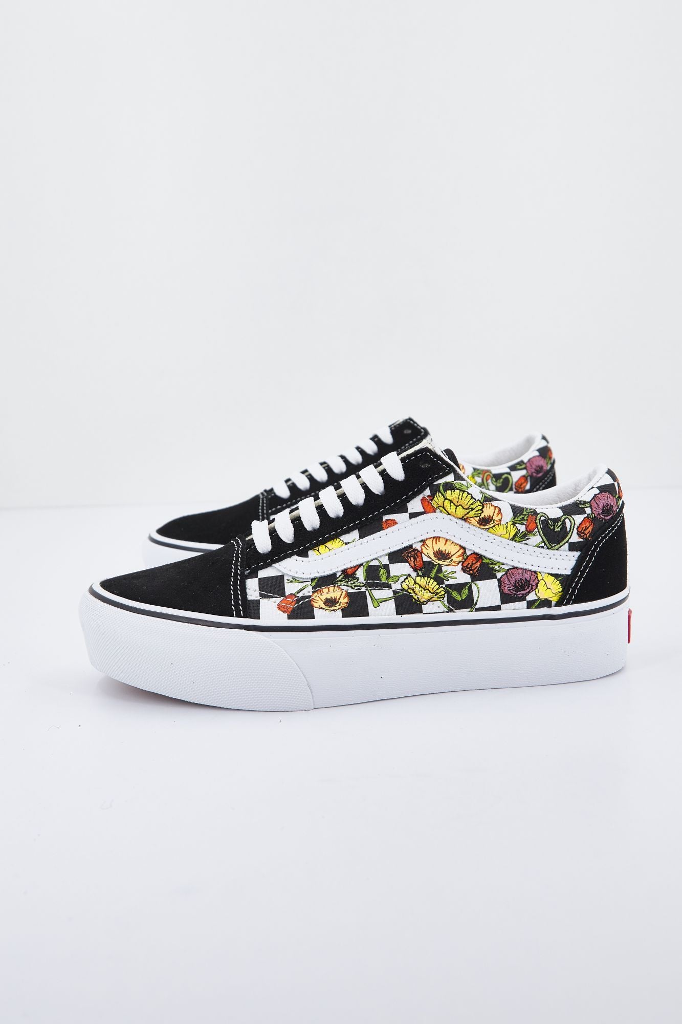 VANS  UA OLD SKOOL en color FLORAL (1)