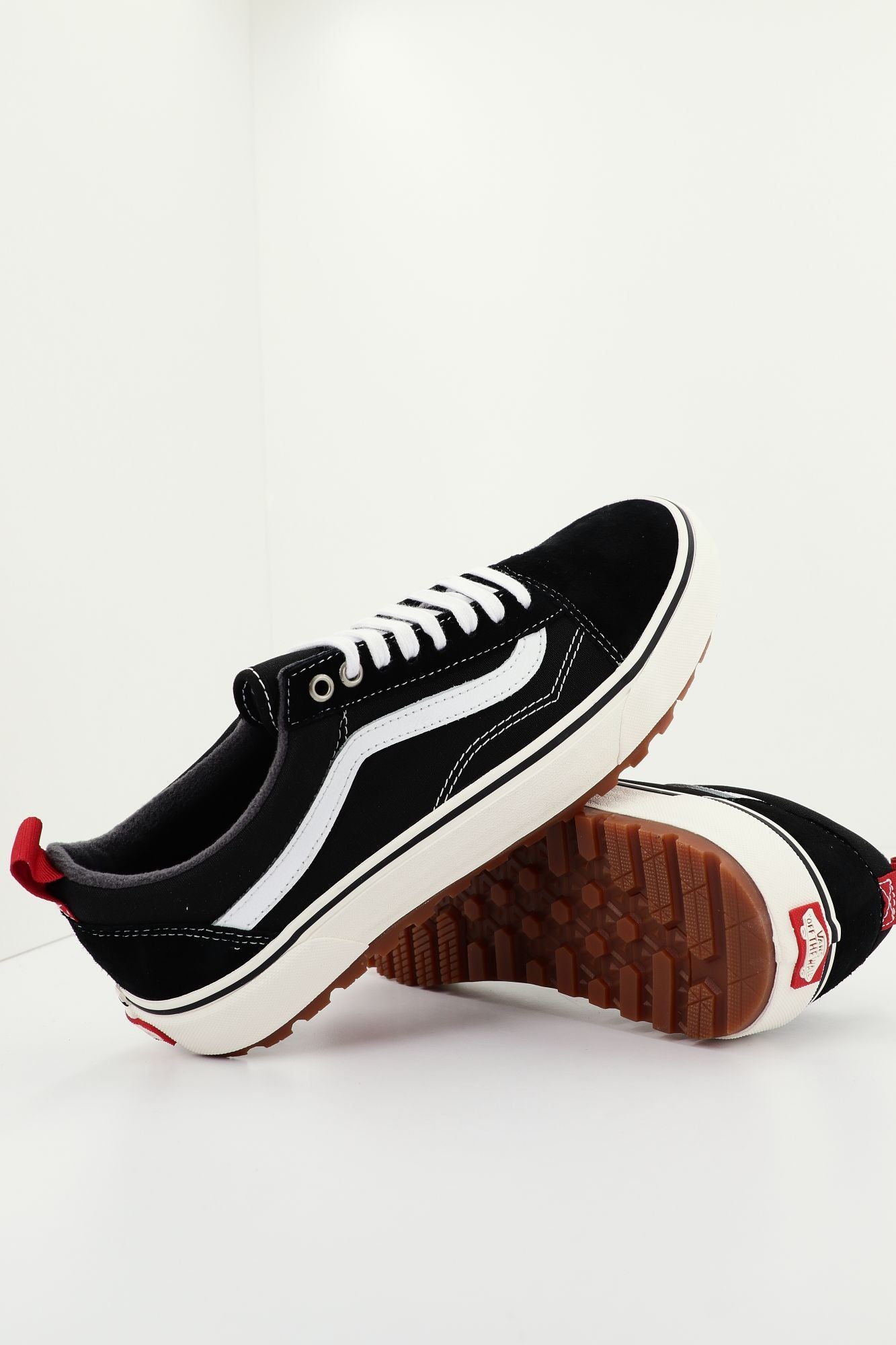 VANS VN0A5I12Y281 en color NEGRO (2)