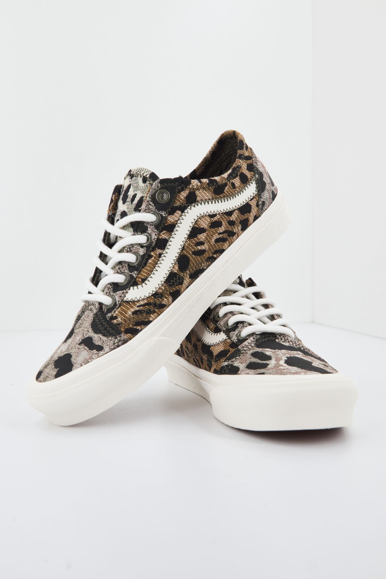 VANS  UA OLD SKOOL en color ANIMAL PRINT (2)