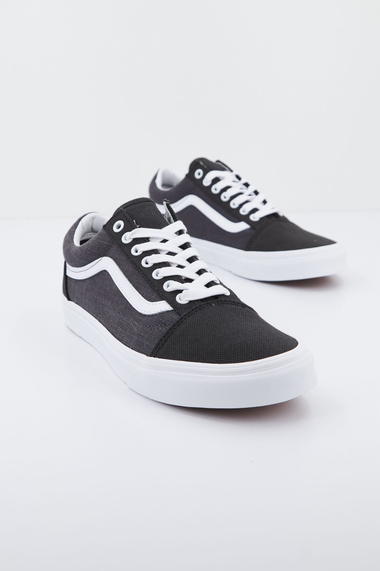 VANS OLD SKOOL en color GRIS (2)