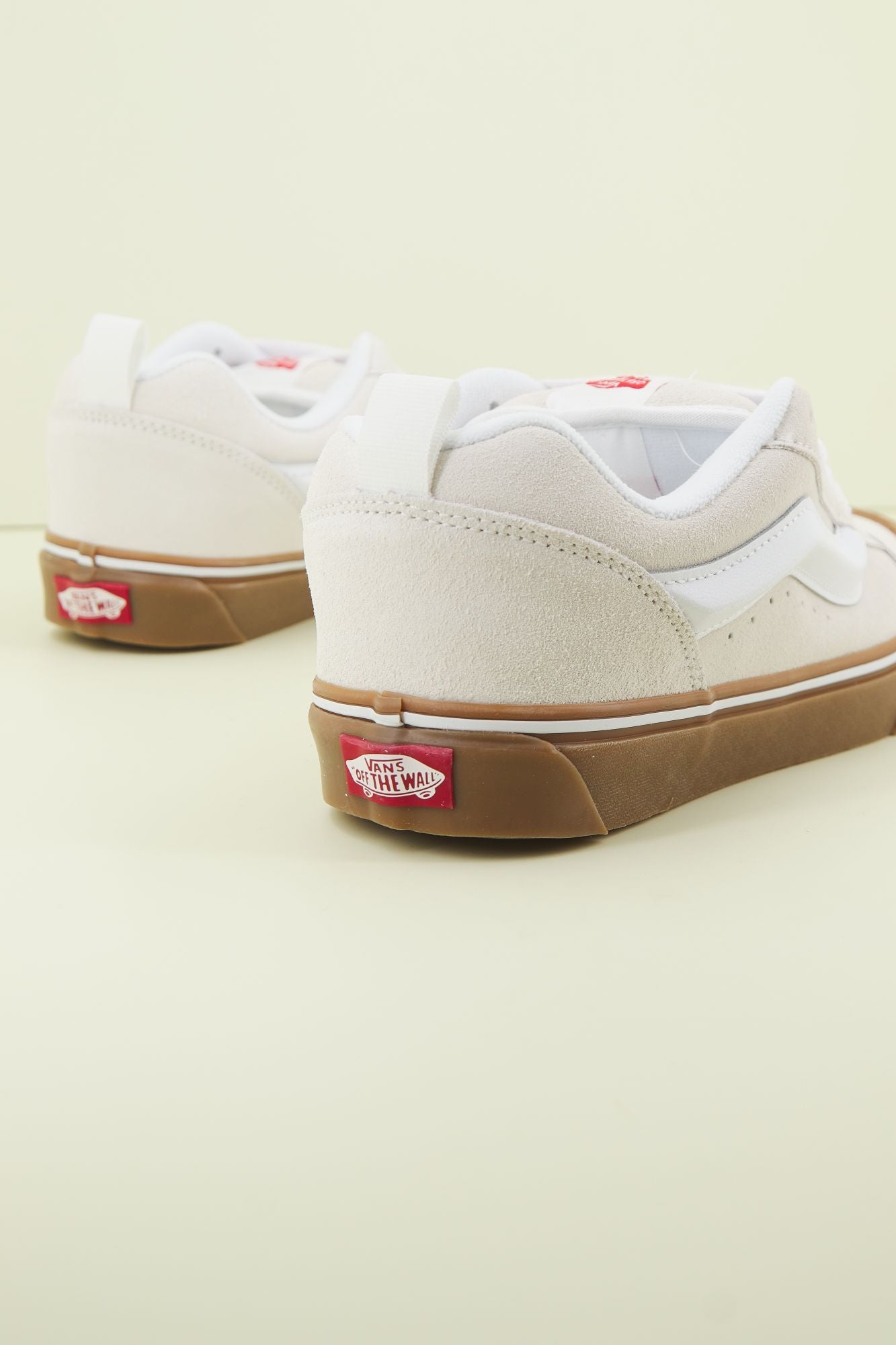 VANS KNU SKOOL en color BLANCO (3)