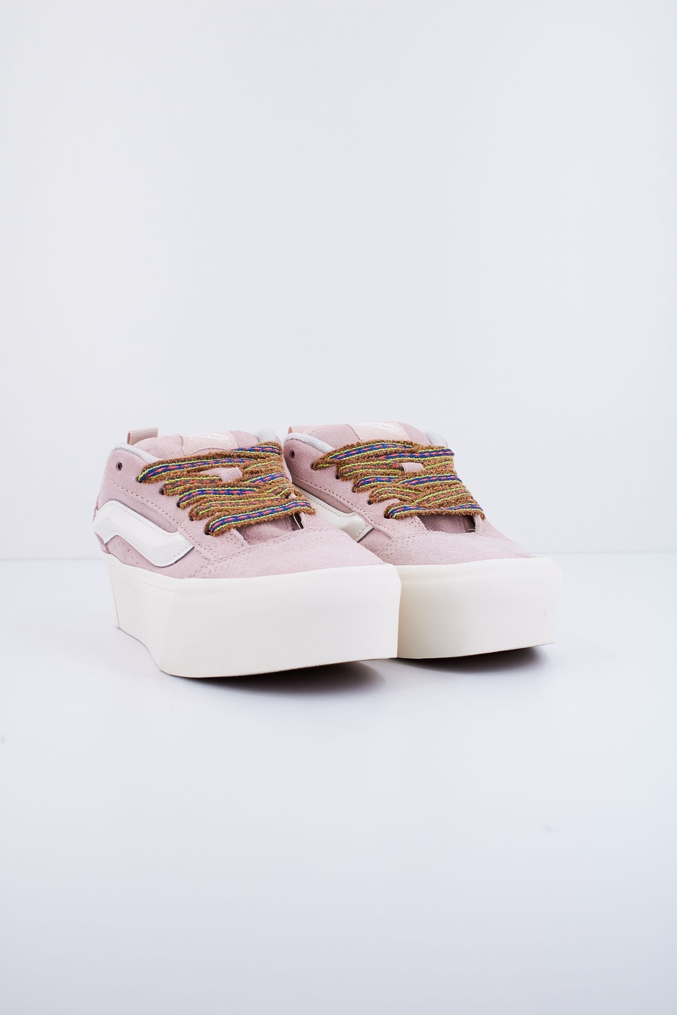 VANS KNU STACK en color ROSA (2)