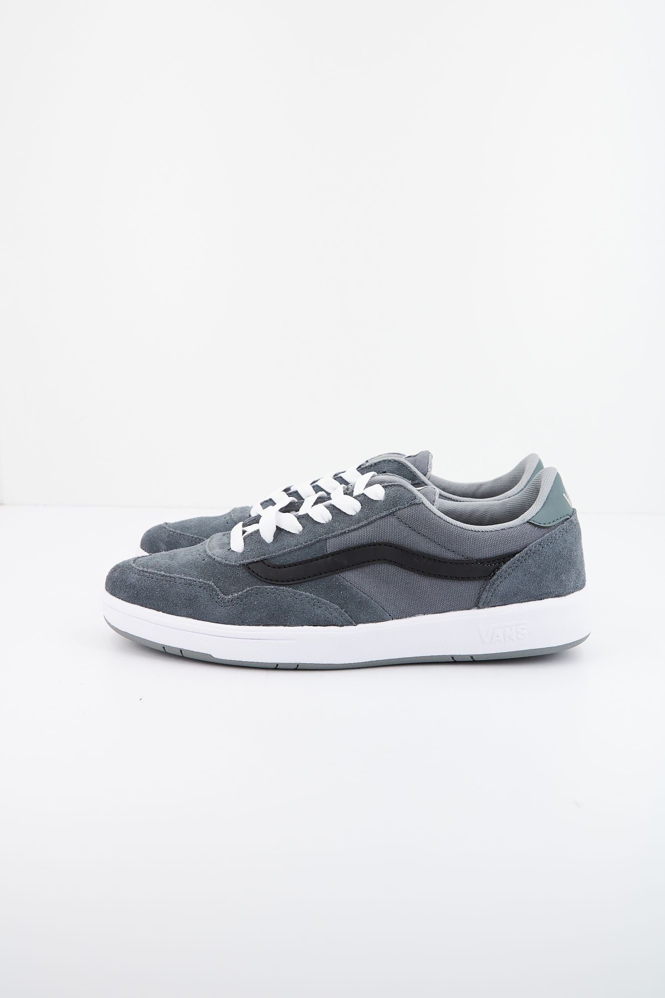 VANS CRUZE TOO CC en color GRIS (1)