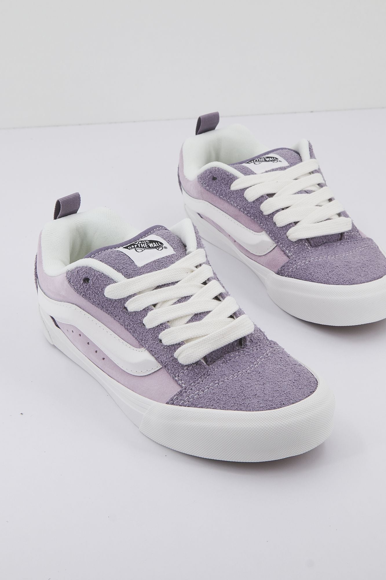 VANS  KNU SKOOL  en color VIOLETA (2)