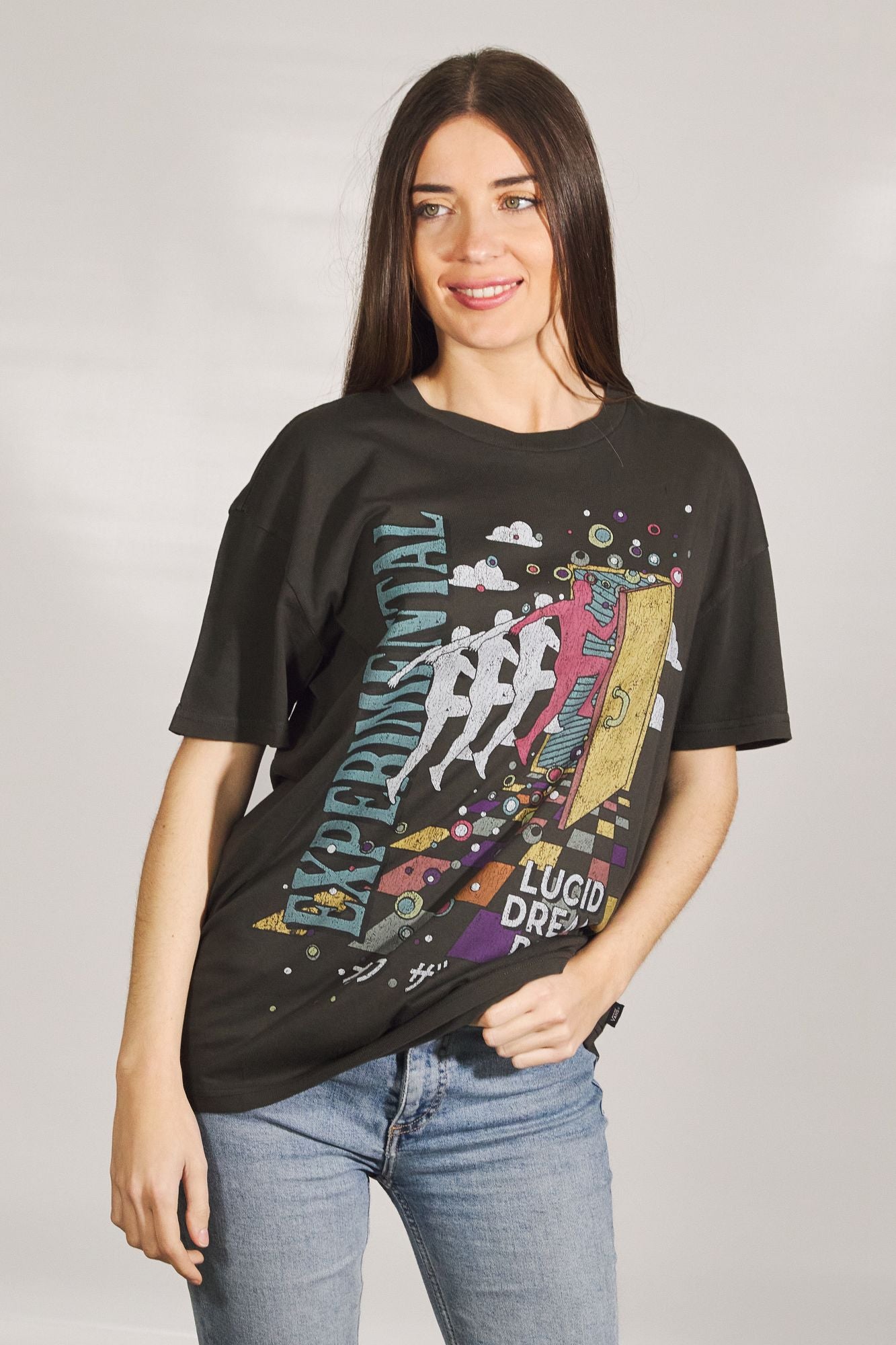 VANS VIVID DREAMS OVERSIZED en color NEGRO (1)