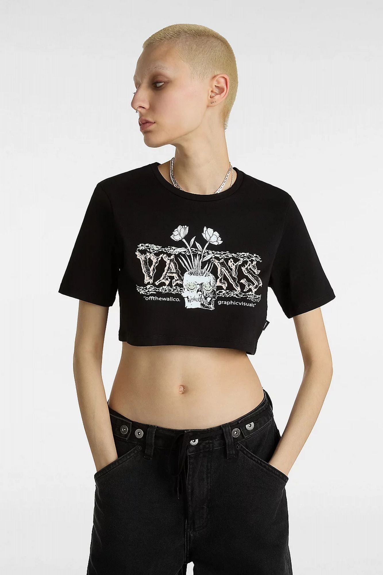 VANS GROWING IDEAS CREW CRO en color NEGRO (1)