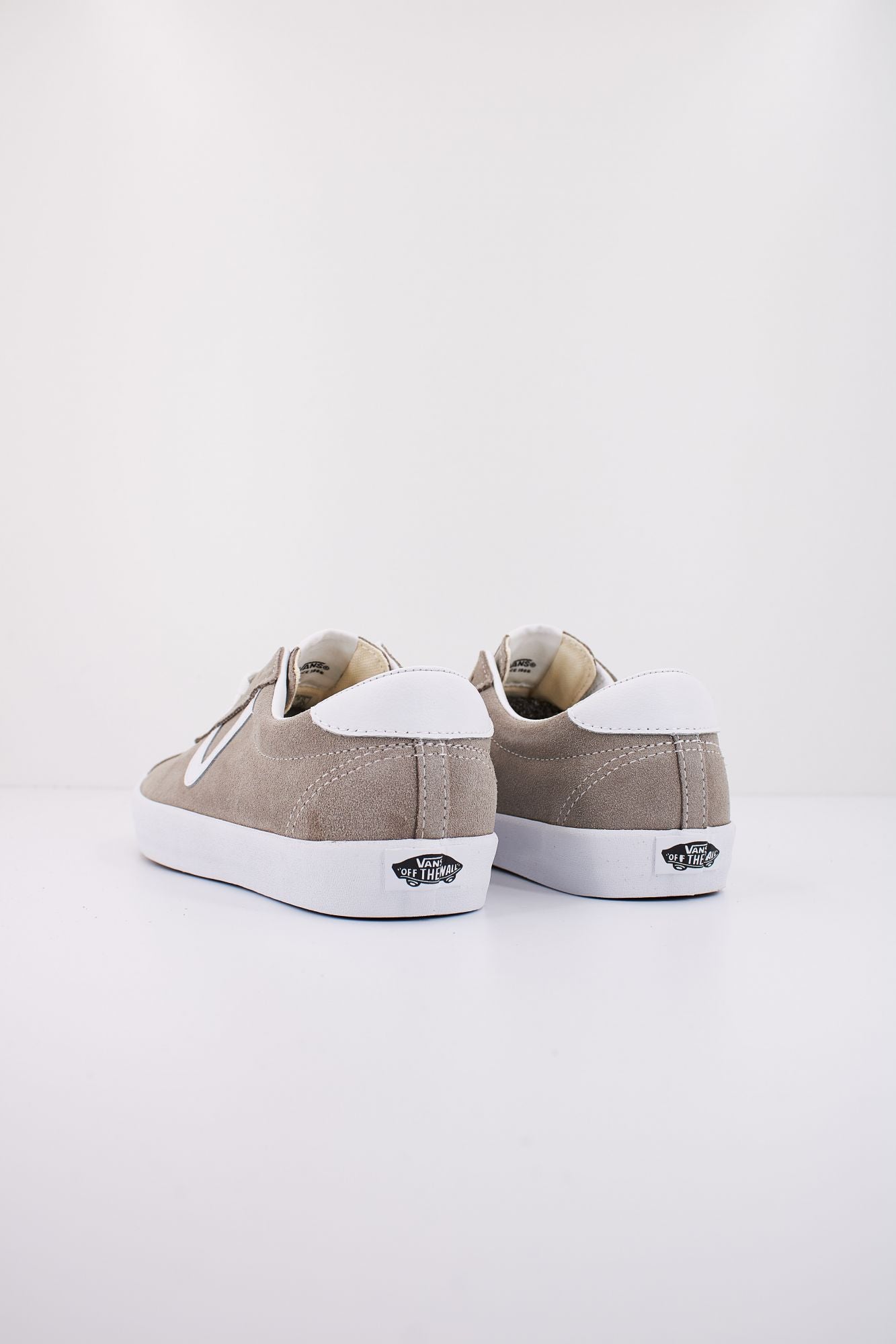 VANS SPORT LOW en color BEIS (3)