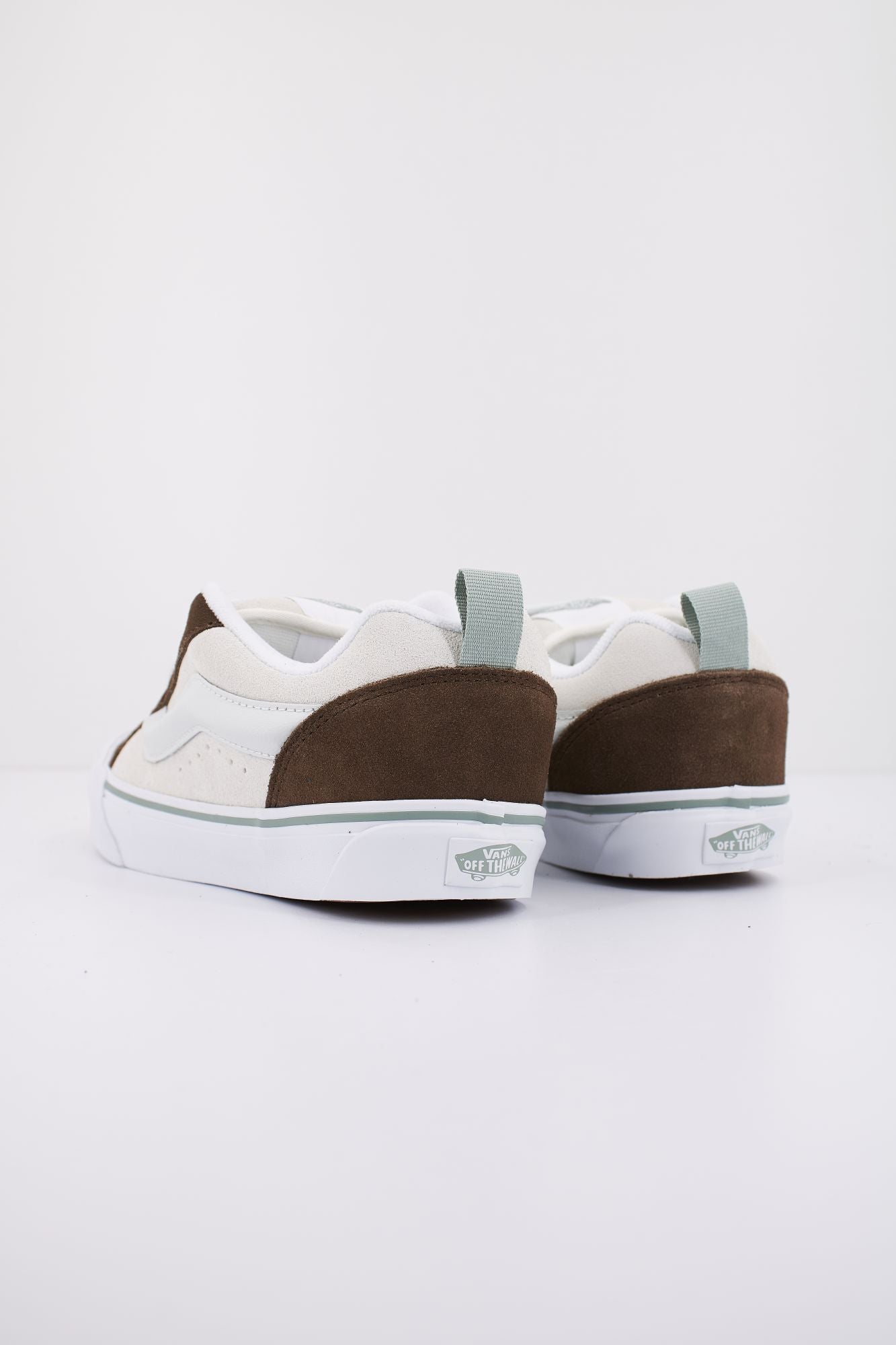 VANS KNU SKOOL en color MARRON (3)