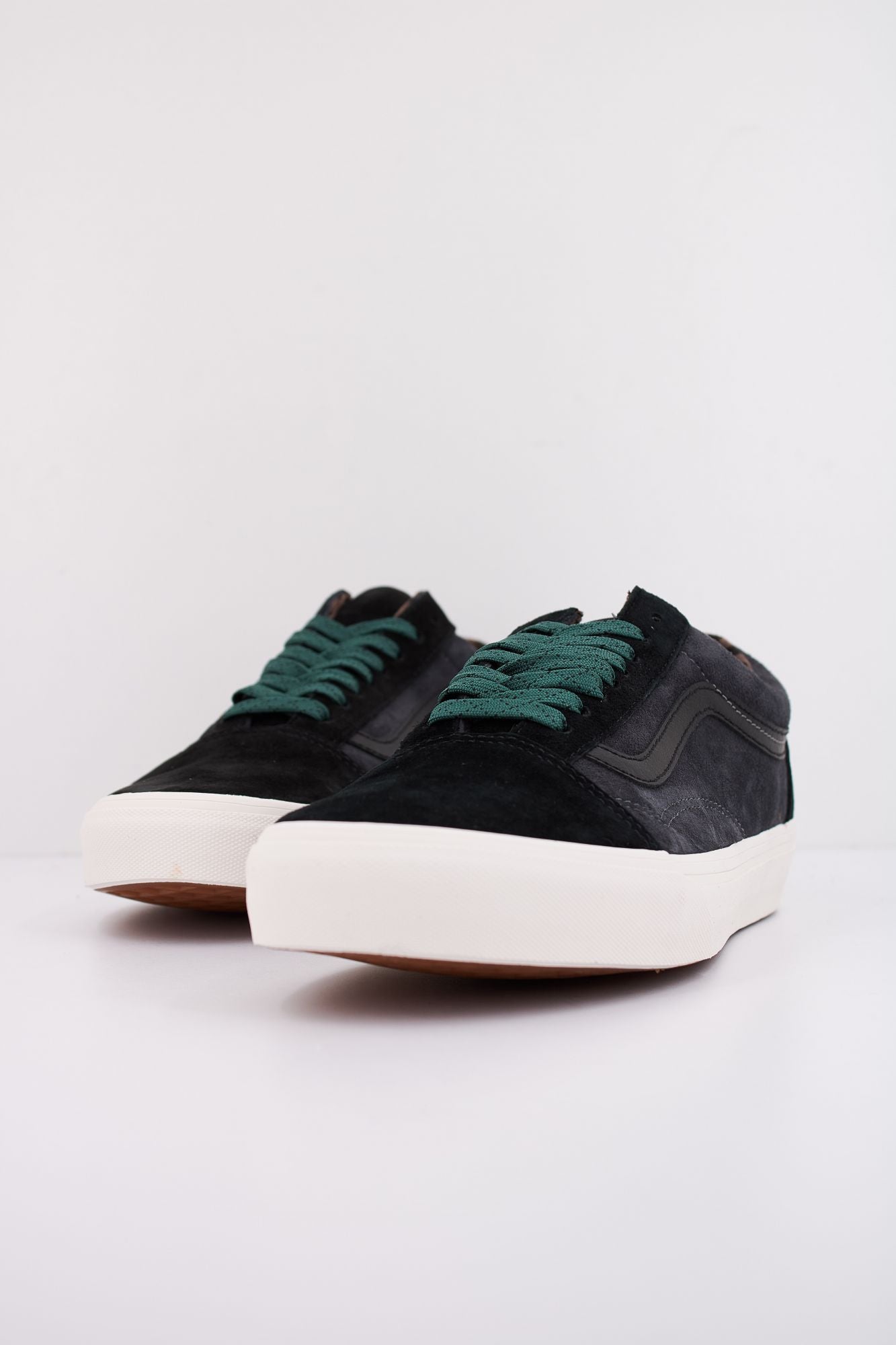 VANS OLD SKOOL en color GRIS (2)