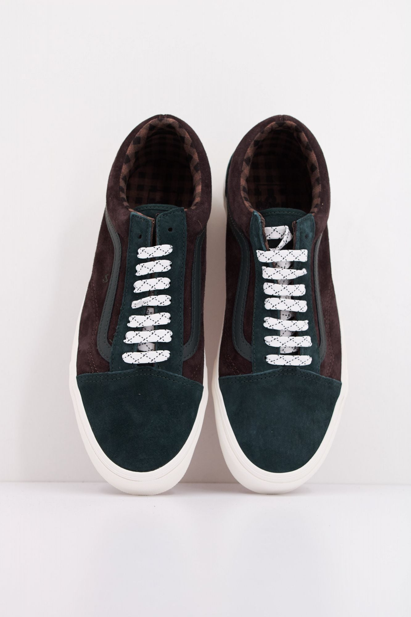 VANS OLD SKOOL en color BURDEOS (3)