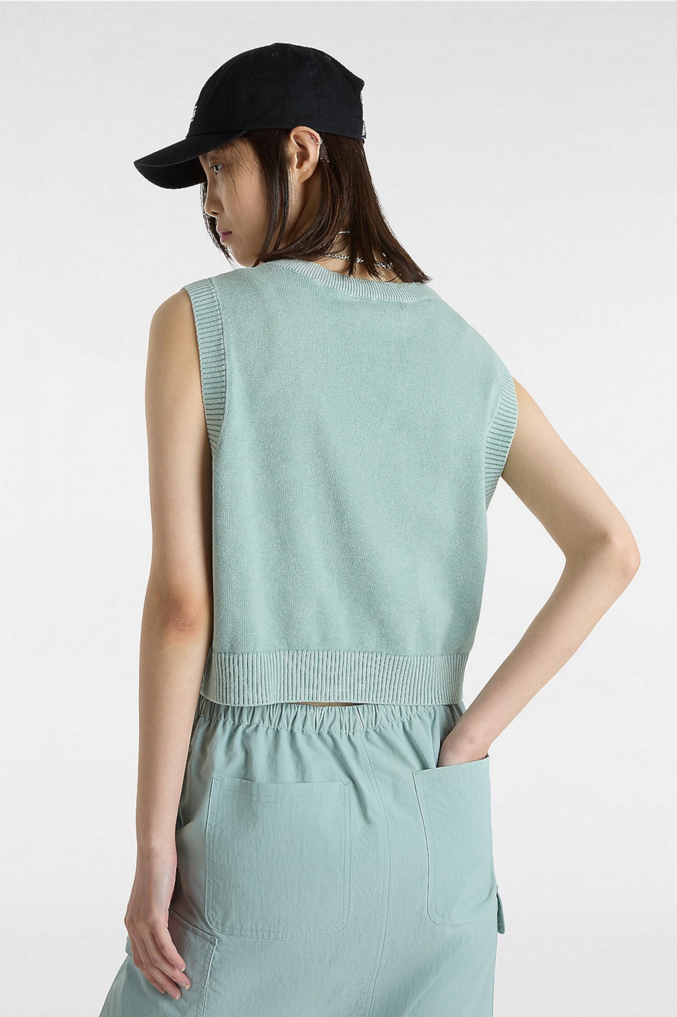VANS  SYD SWEATER VEST en color VERDE (3)