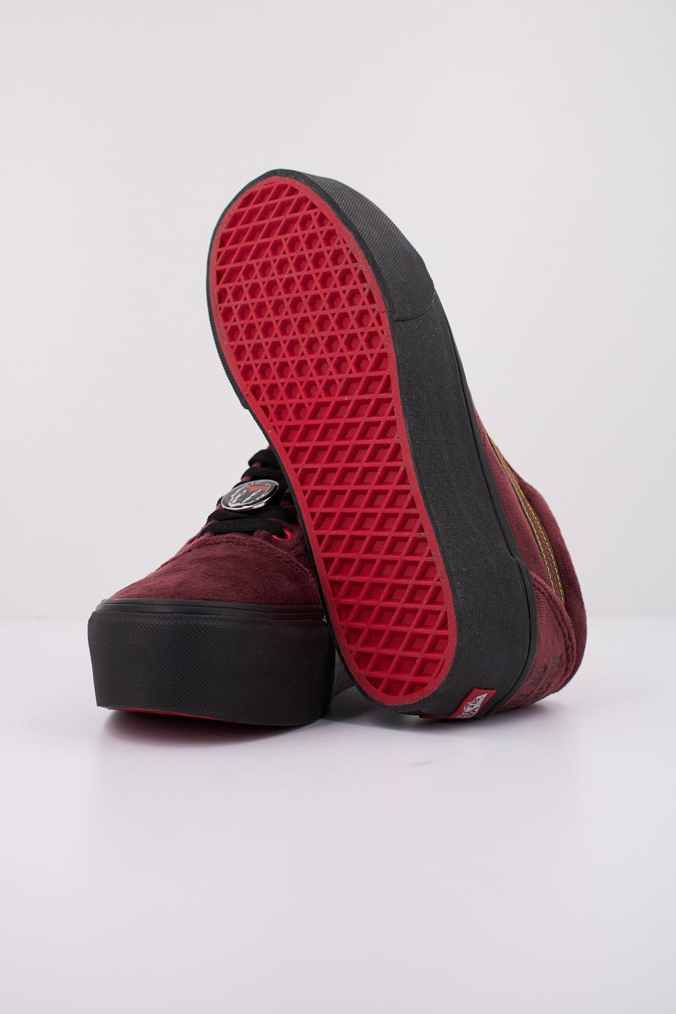 VANS STACKFORM DI en color BURDEOS (5)