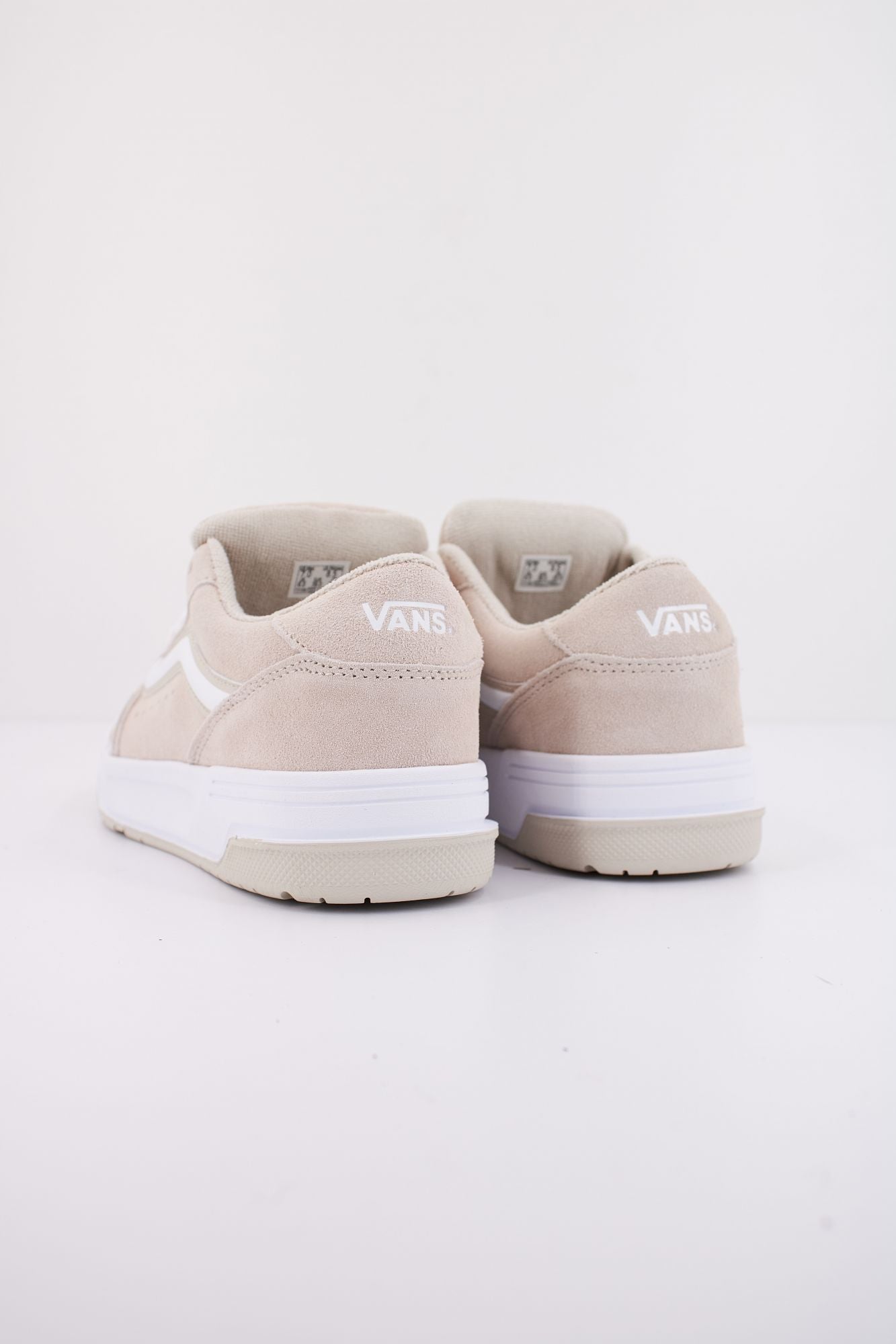 VANS HYLANE en color BEIS (4)