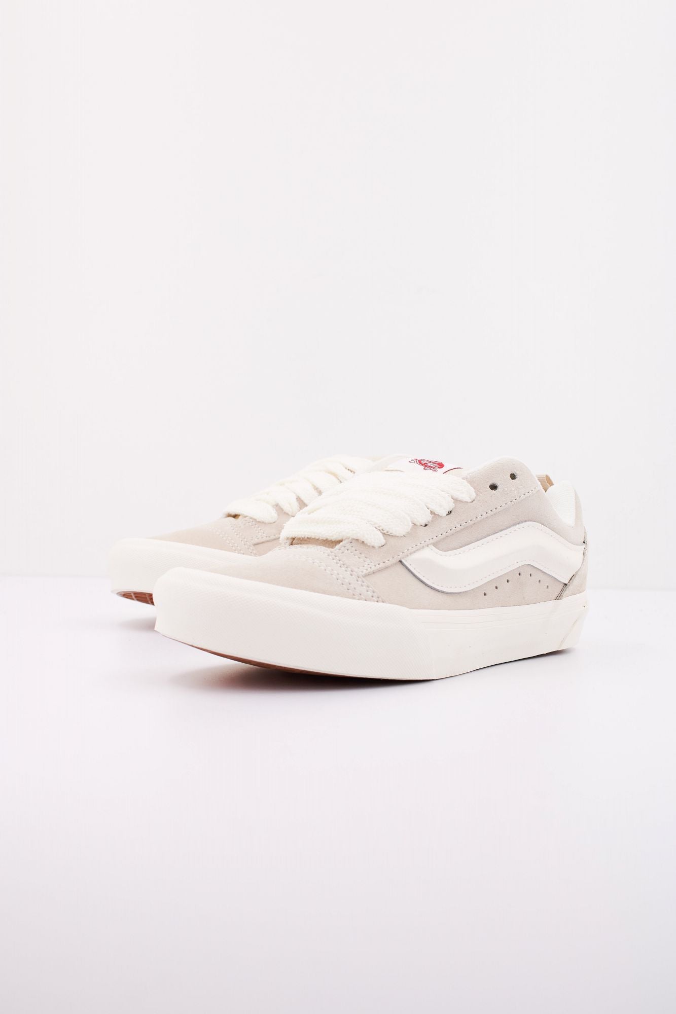 VANS KNU SKOOL en color BEIS (2)