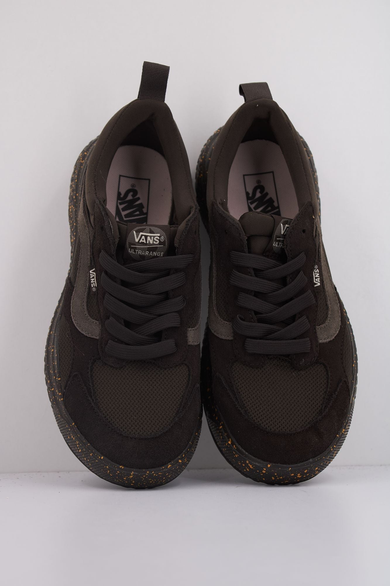 VANS MTE ULTRARANGE NEO VR3 en color MARRON (3)