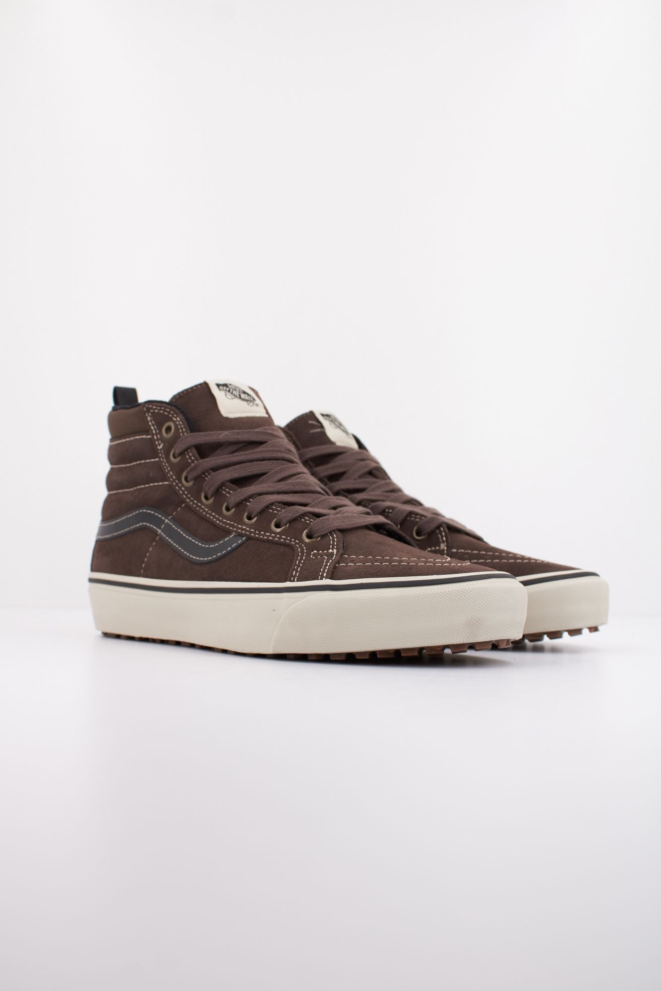 VANS MTE SK8-HI INSULATED en color MARRON (2)