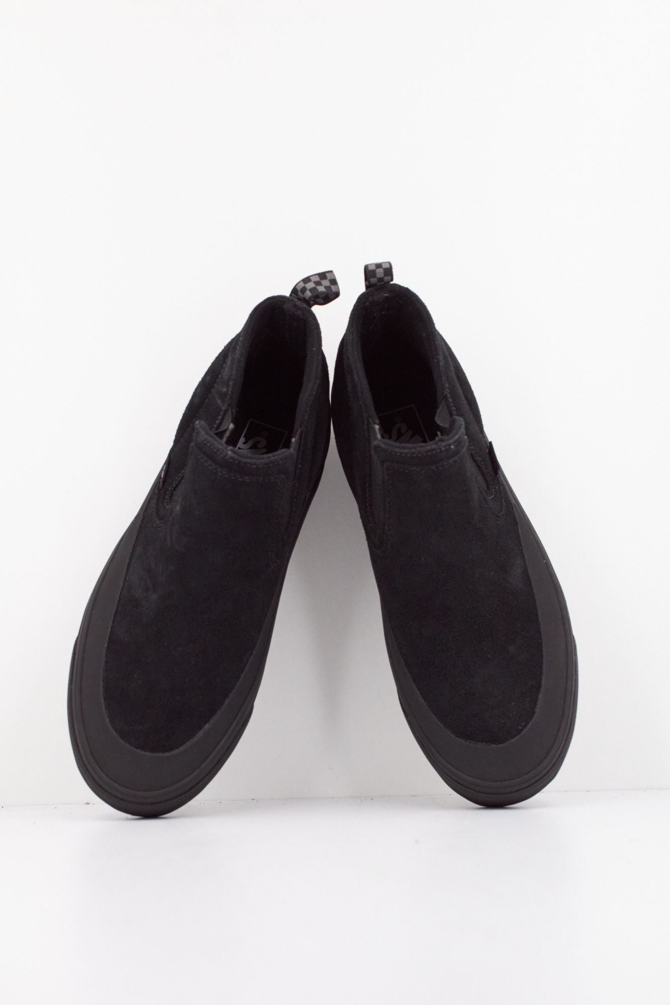 VANS MTE MID-SLIP INSULATED en color NEGRO (3)