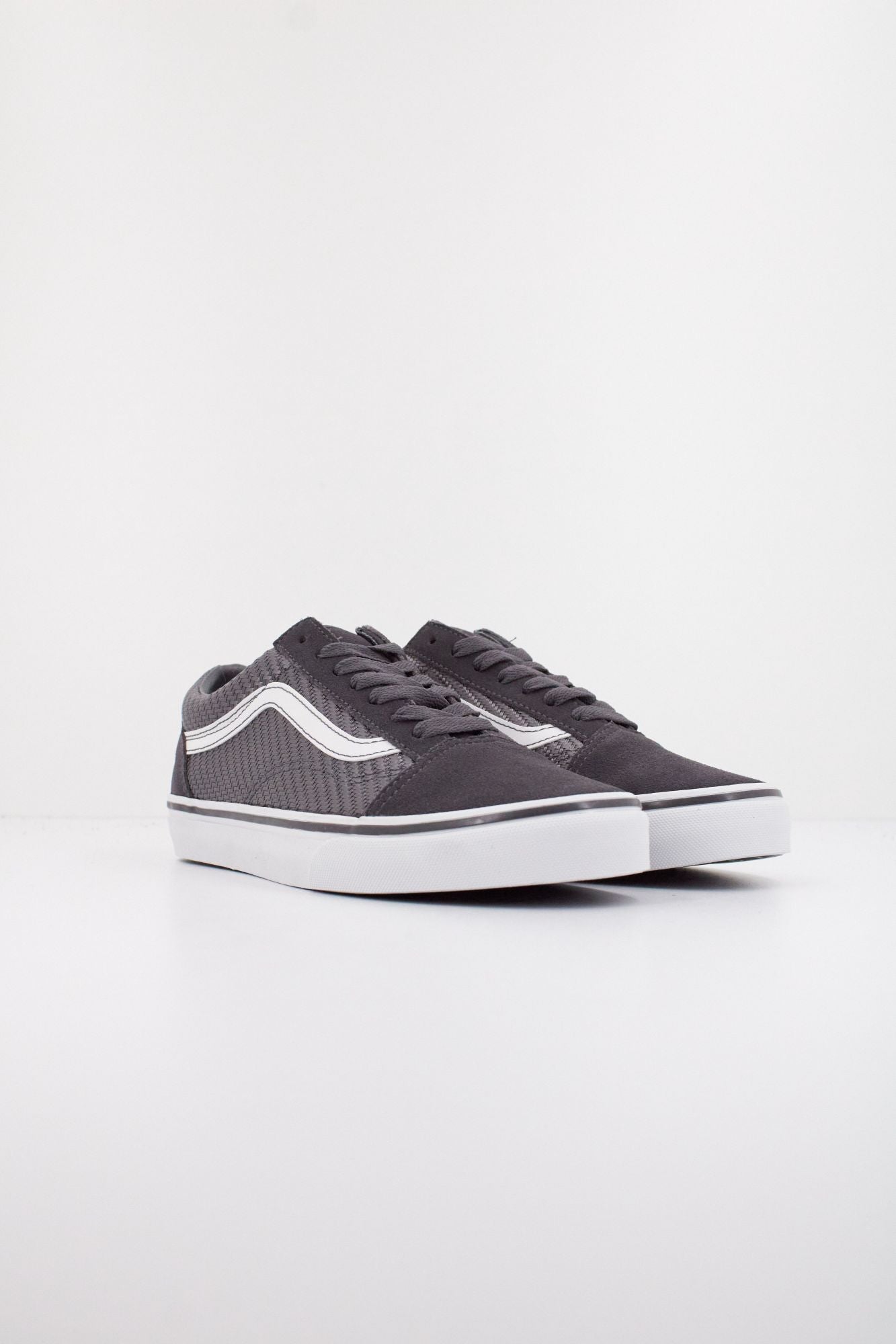 VANS OLD SKOOL en color GRIS (2)
