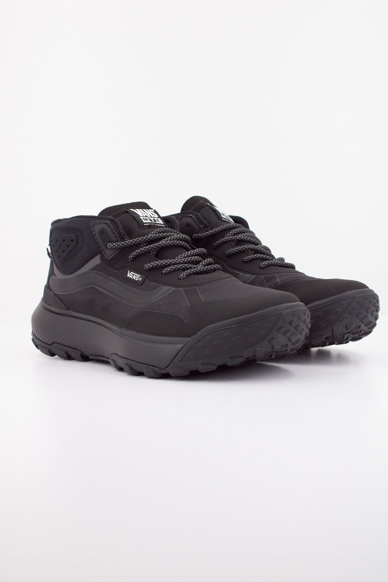 VANS CRISSPATH MID en color NEGRO (2)