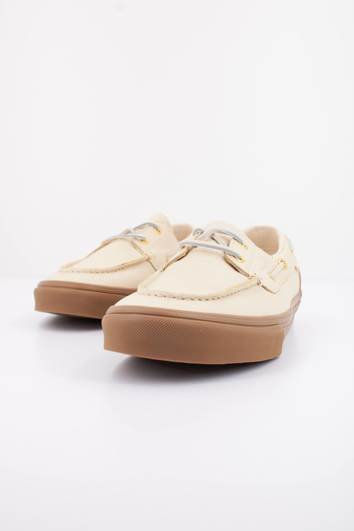 VANS EYELET BOAT en color BEIS (2)