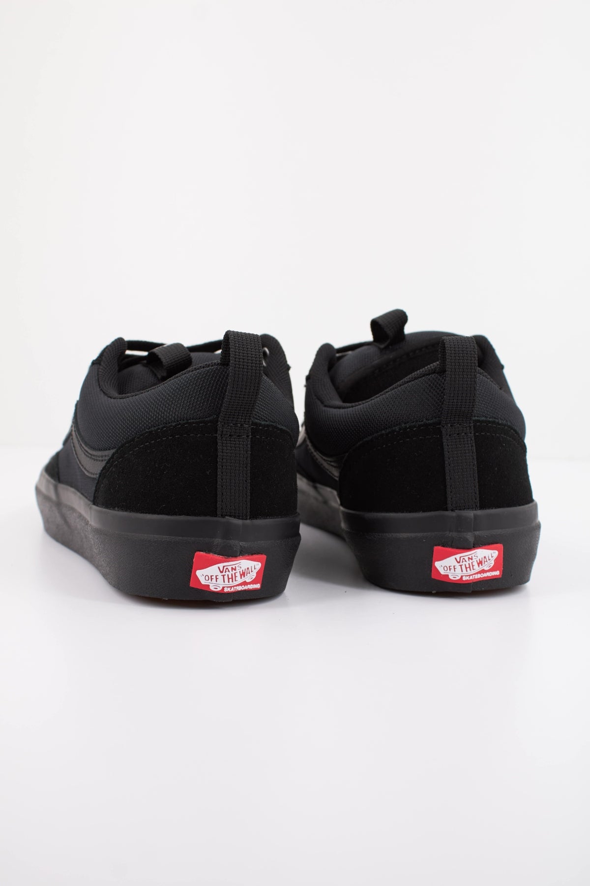 VANS SKATE OLD 36 en color NEGRO (4)
