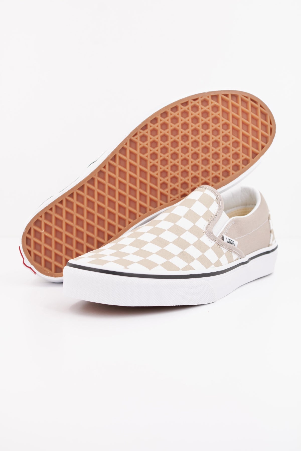 VANS CLASSIC SLIP ON CHECKB en color BEIS (5)