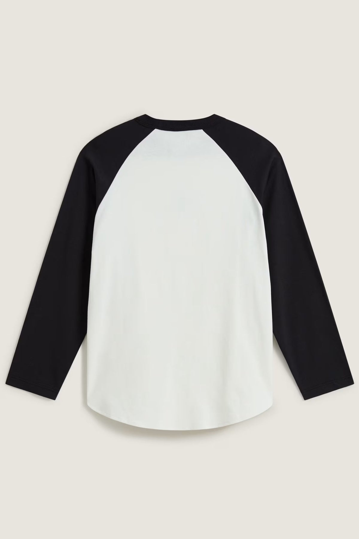 VANS VN0010FNBLK1 CORE RAGLAN LS TEE en color BLANCO (2)