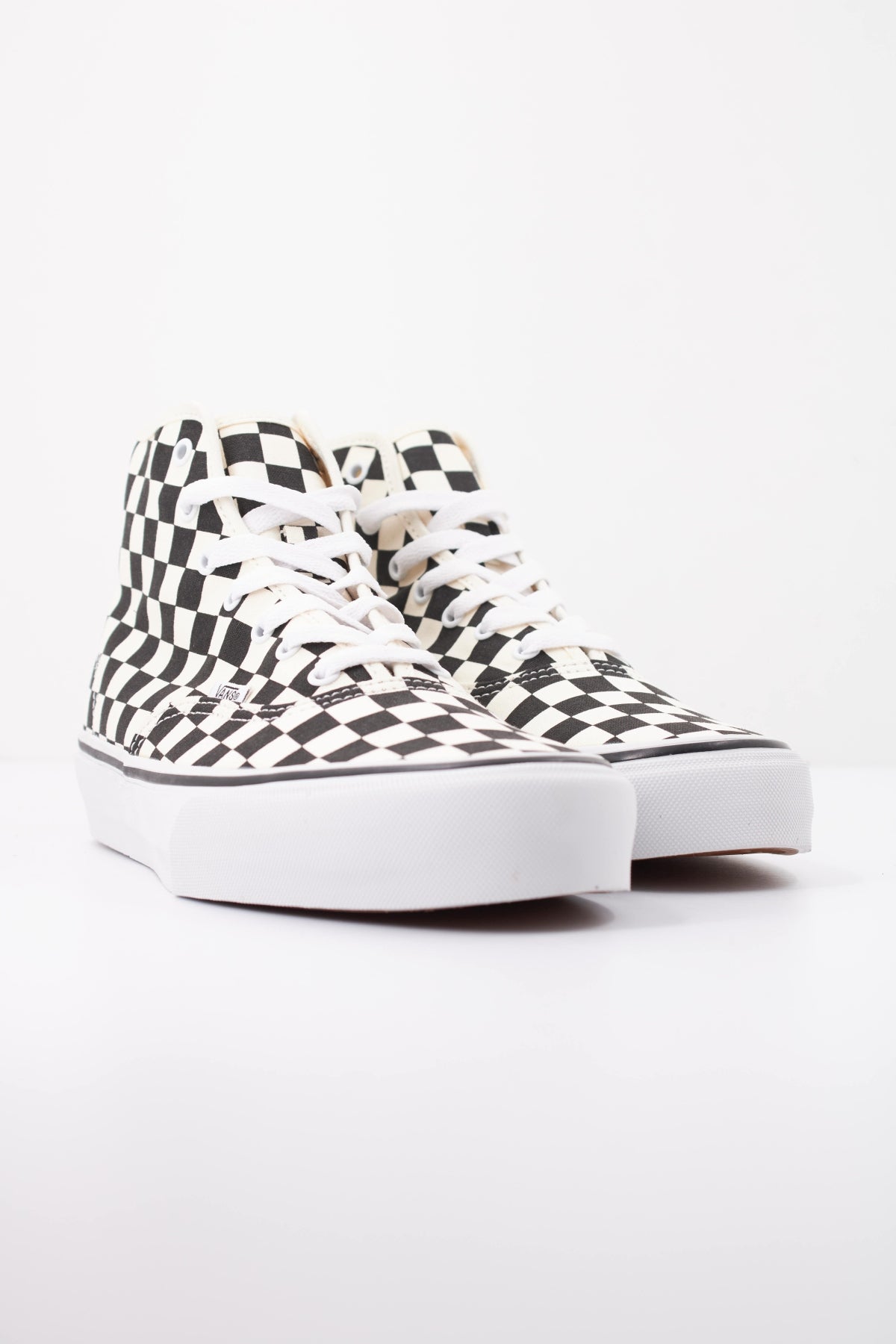 VANS VN000E8HBMW1 AUTHENTIC HI 2.0 en color MULTICOLOR (2)
