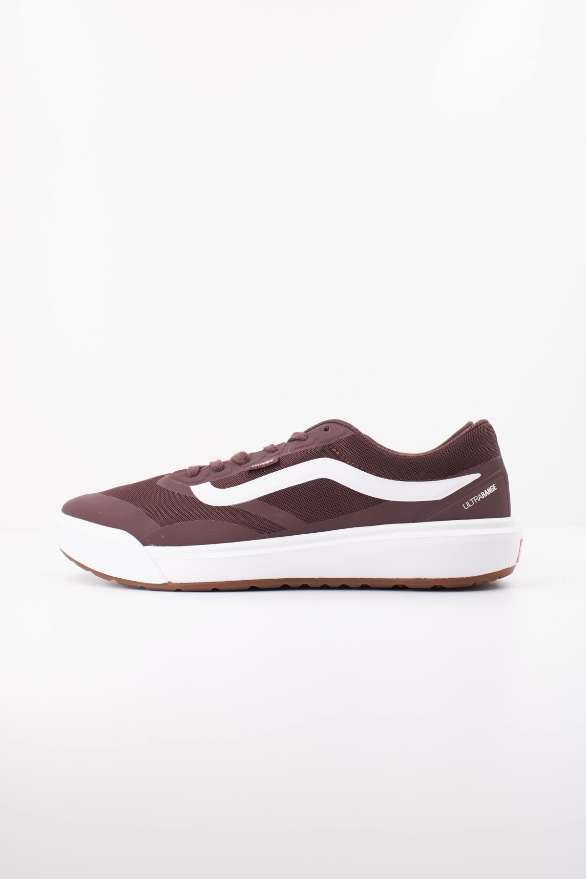 VANS ULTRARANGE en color BURDEOS (1)