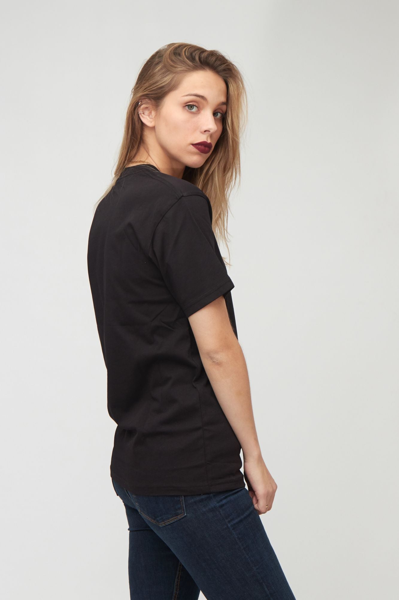 VANS OTW DISTORT CENTER SS en color NEGRO (3)