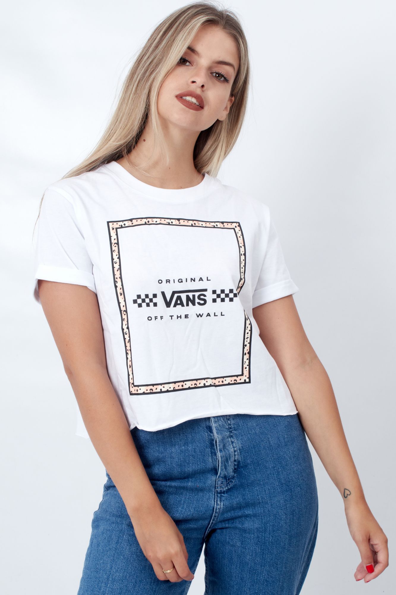 VANS LEILA TEE en color BLANCO (1)