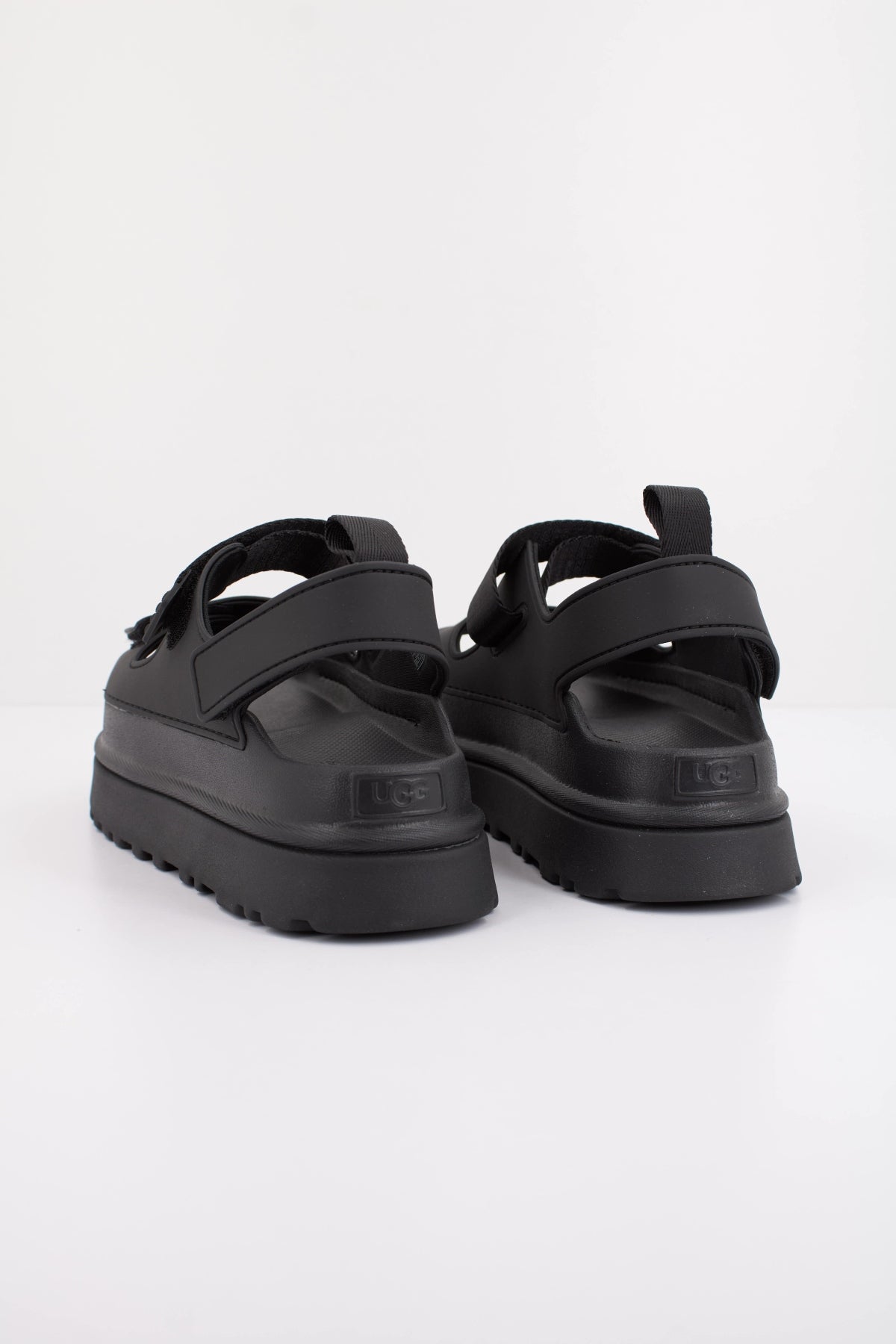 UGG W GOLDENGLOW en color NEGRO (4)