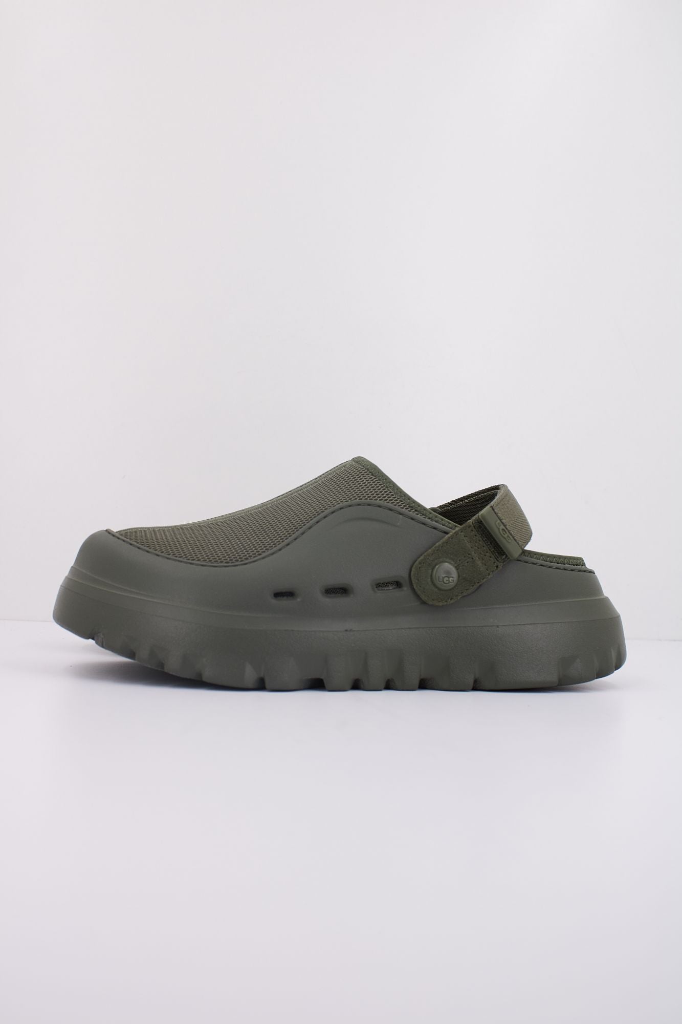 UGG M PEACKMOD en color VERDE (1)