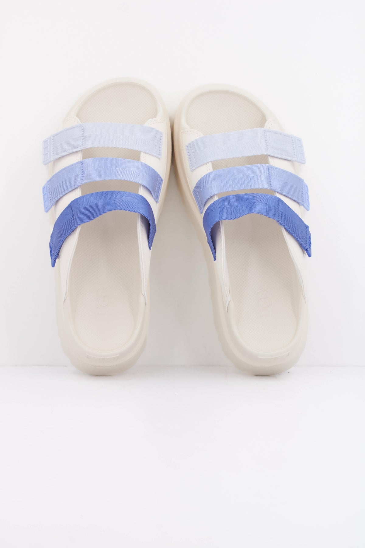 UGG  W GOLDEN GLOW SLIDE en color BLANCO (3)