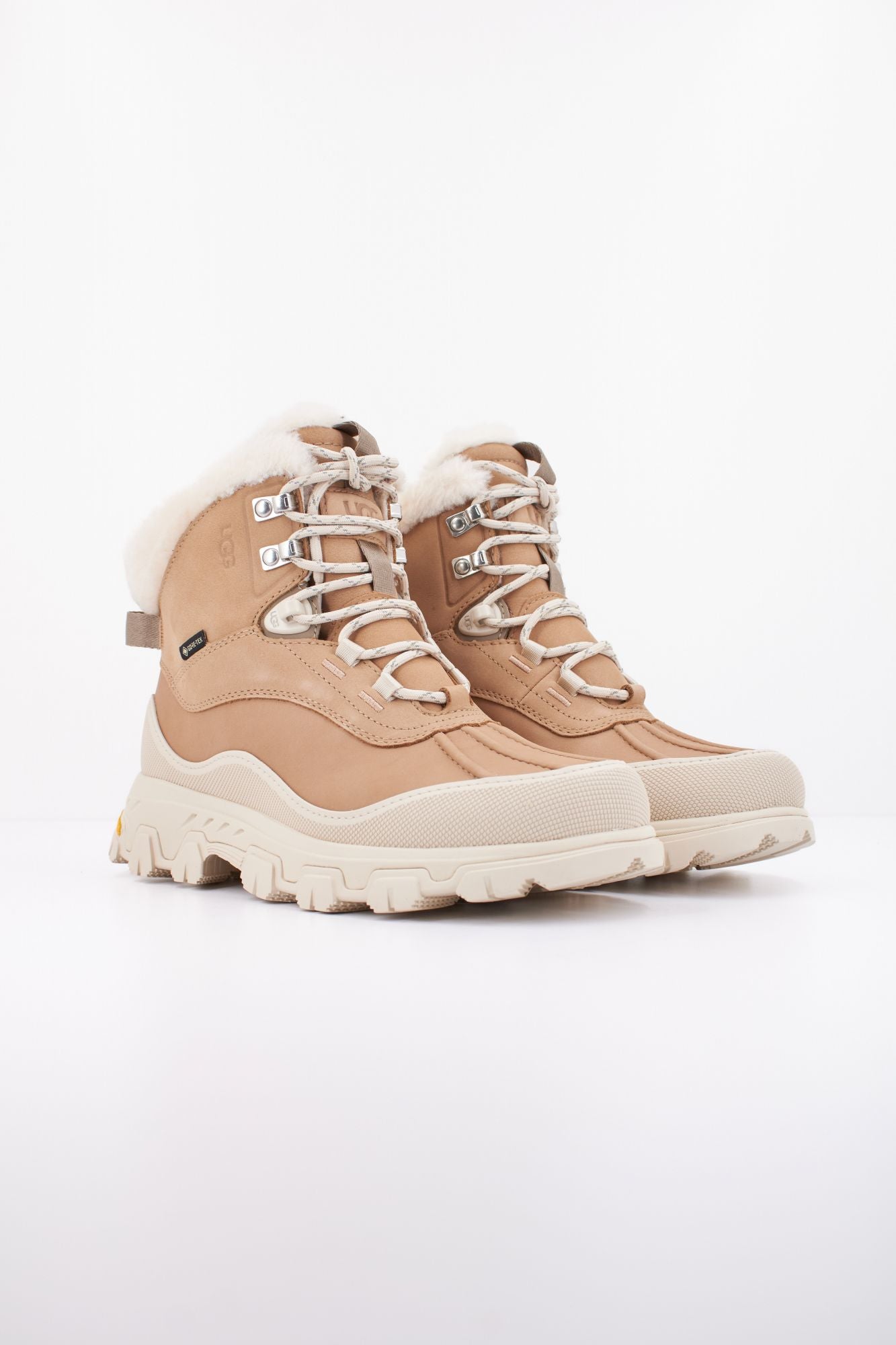 UGG W ADIRONDACK MERIDIAN HIKE en color MARRON (2)