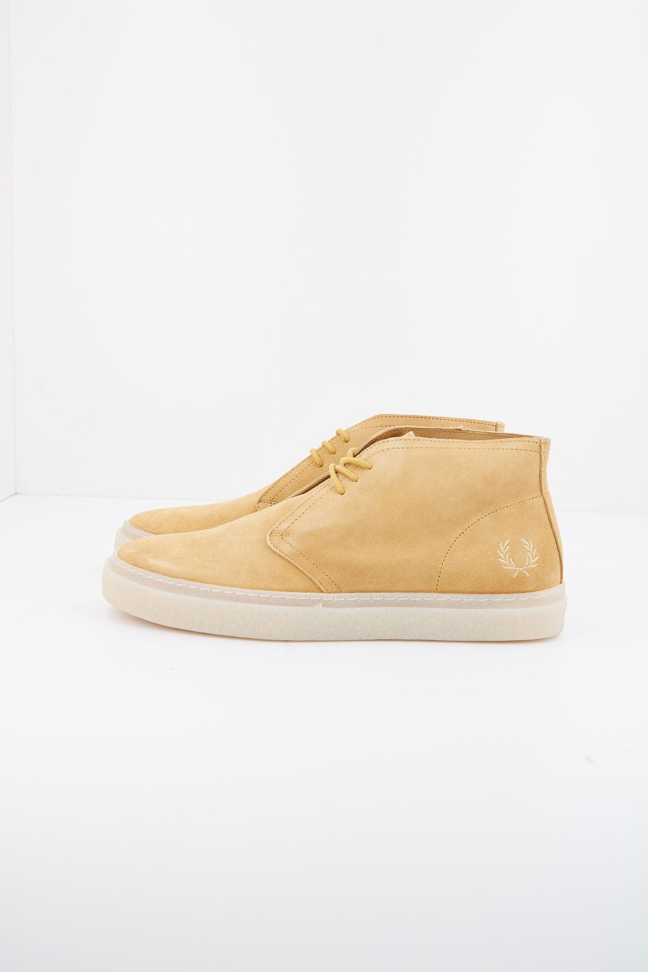 FRED PERRY HAWLEY SUEDE en color MARRON (1)