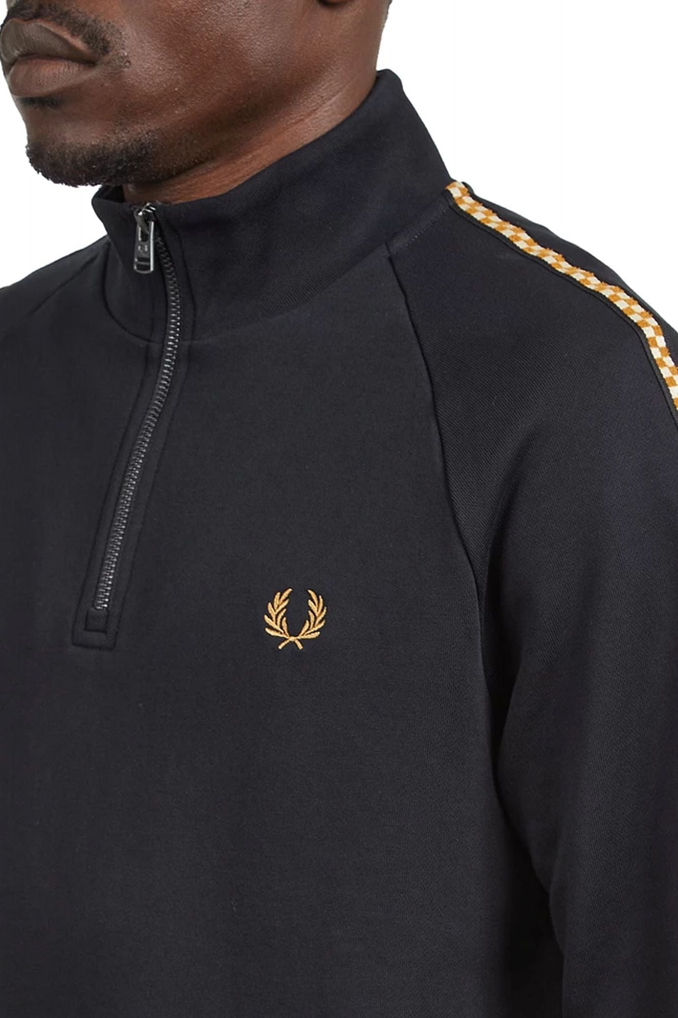 FRED PERRY CHEQUERBOARD TAPE HALF ZIP en color NEGRO (3)