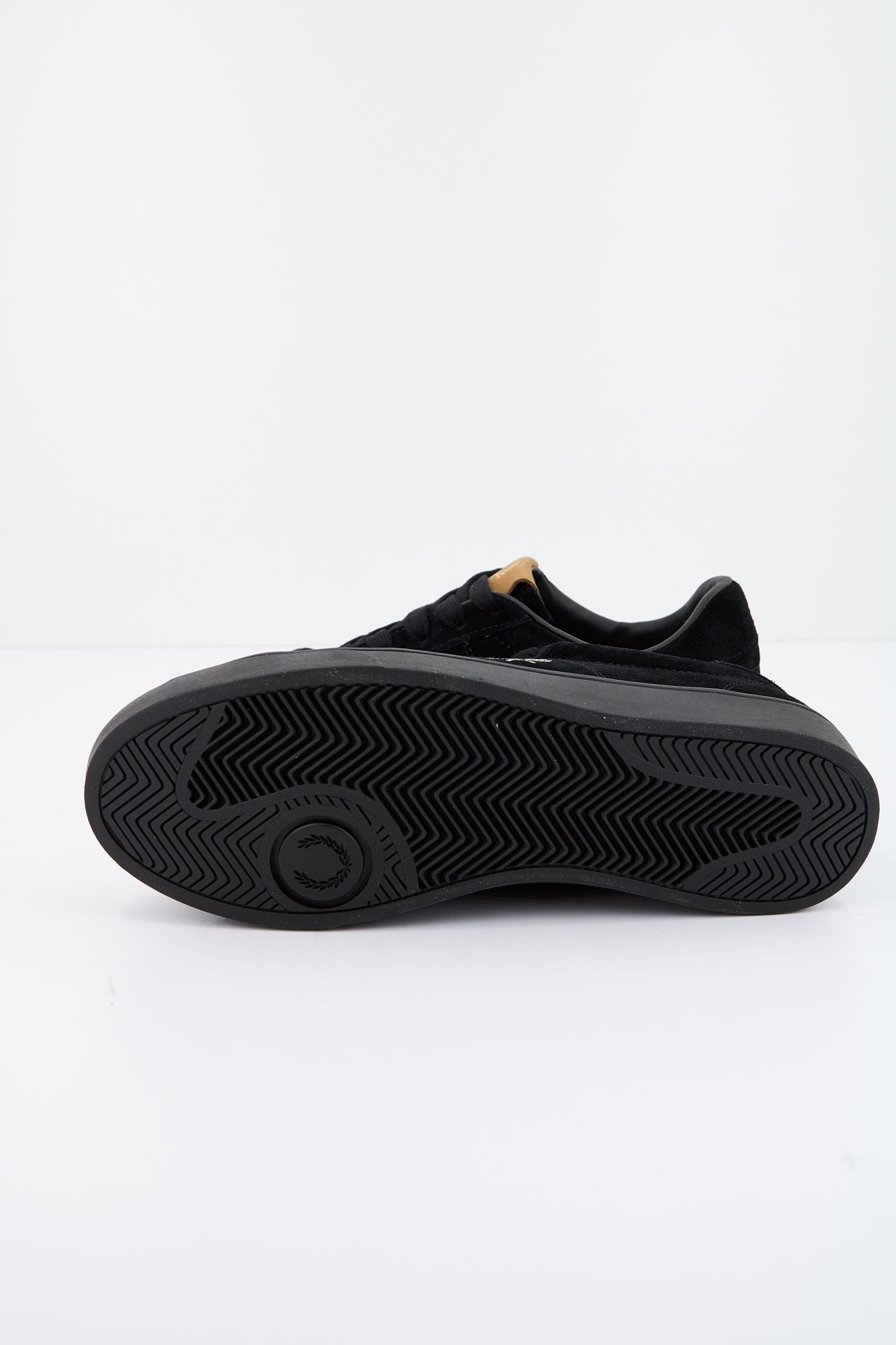 FRED PERRY SPENCER SUEDE en color NEGRO (4)