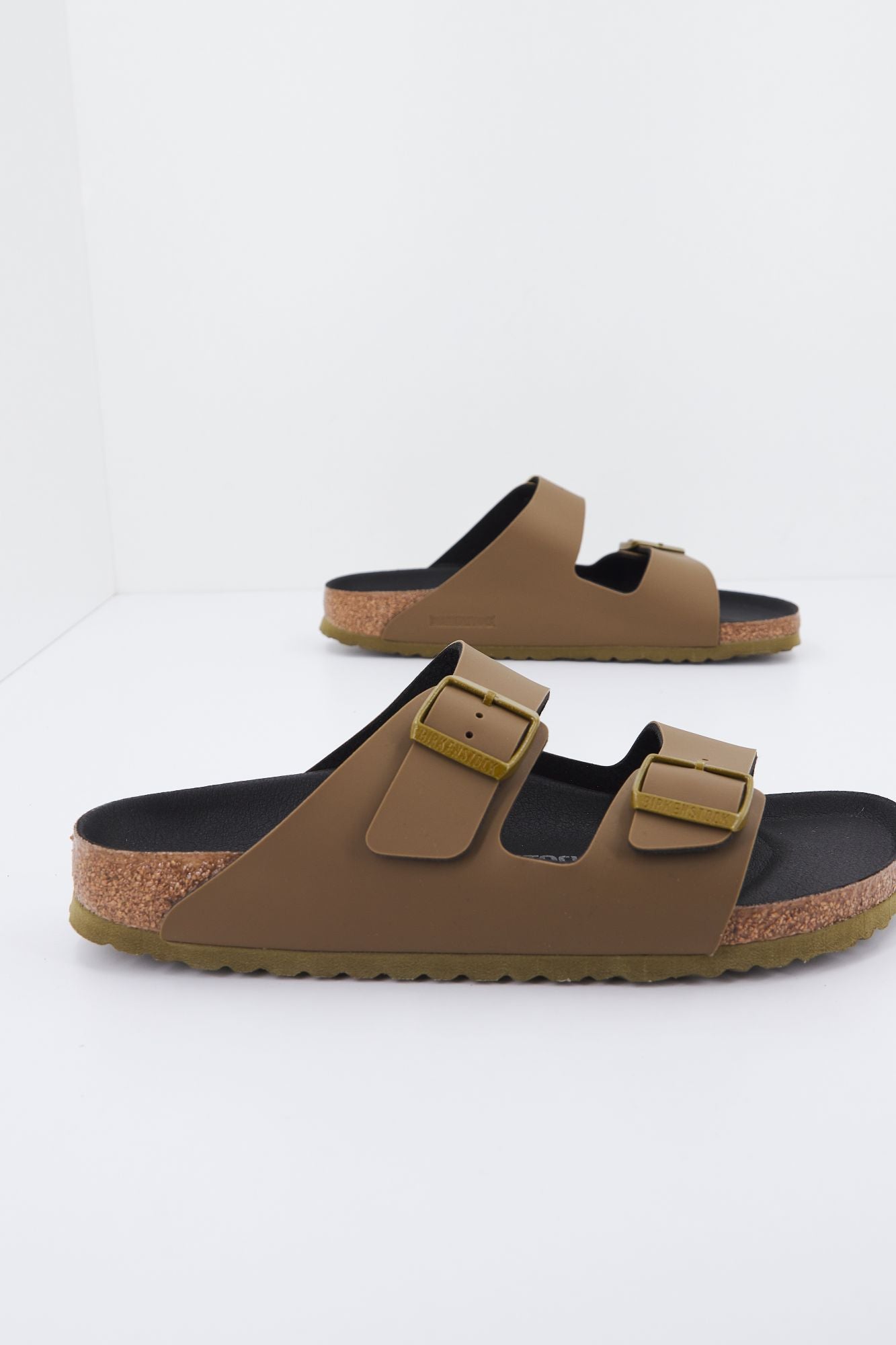 BIRKENSTOCK  ARIZONA BF en color VERDE (2)