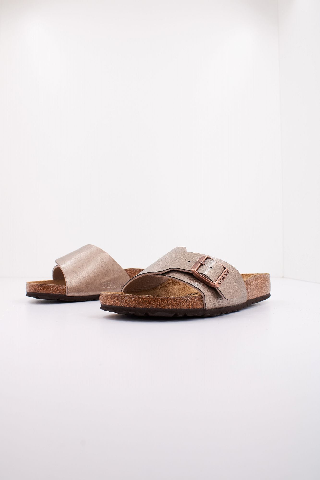 BIRKENSTOCK CATALINA BS BIRKO-FLOR en color BRONCE (2)