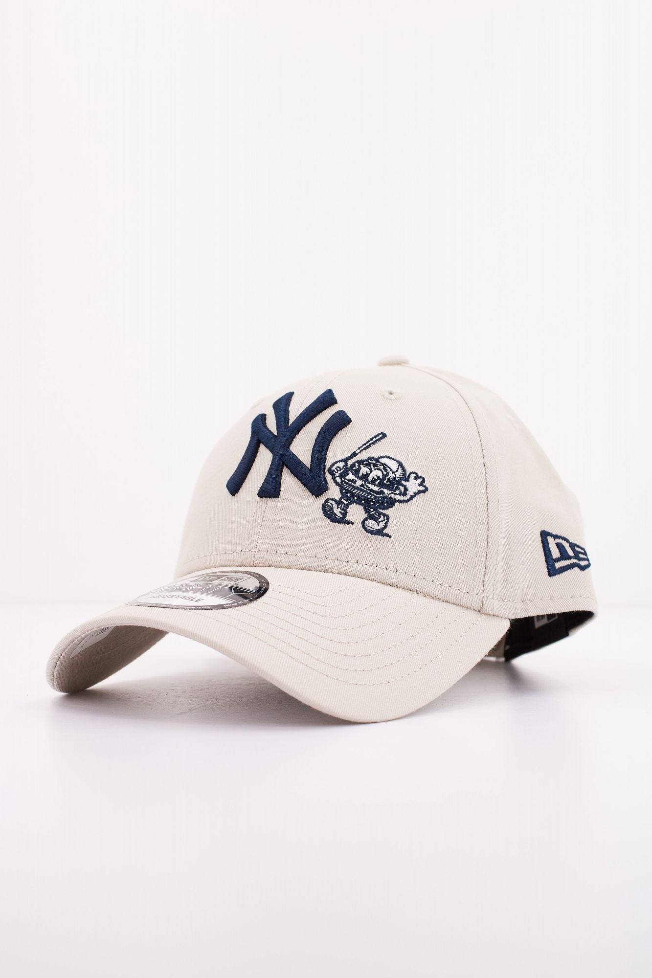 NEW ERA FOOD CHARACTER 9FORTY en color BEIS (2)