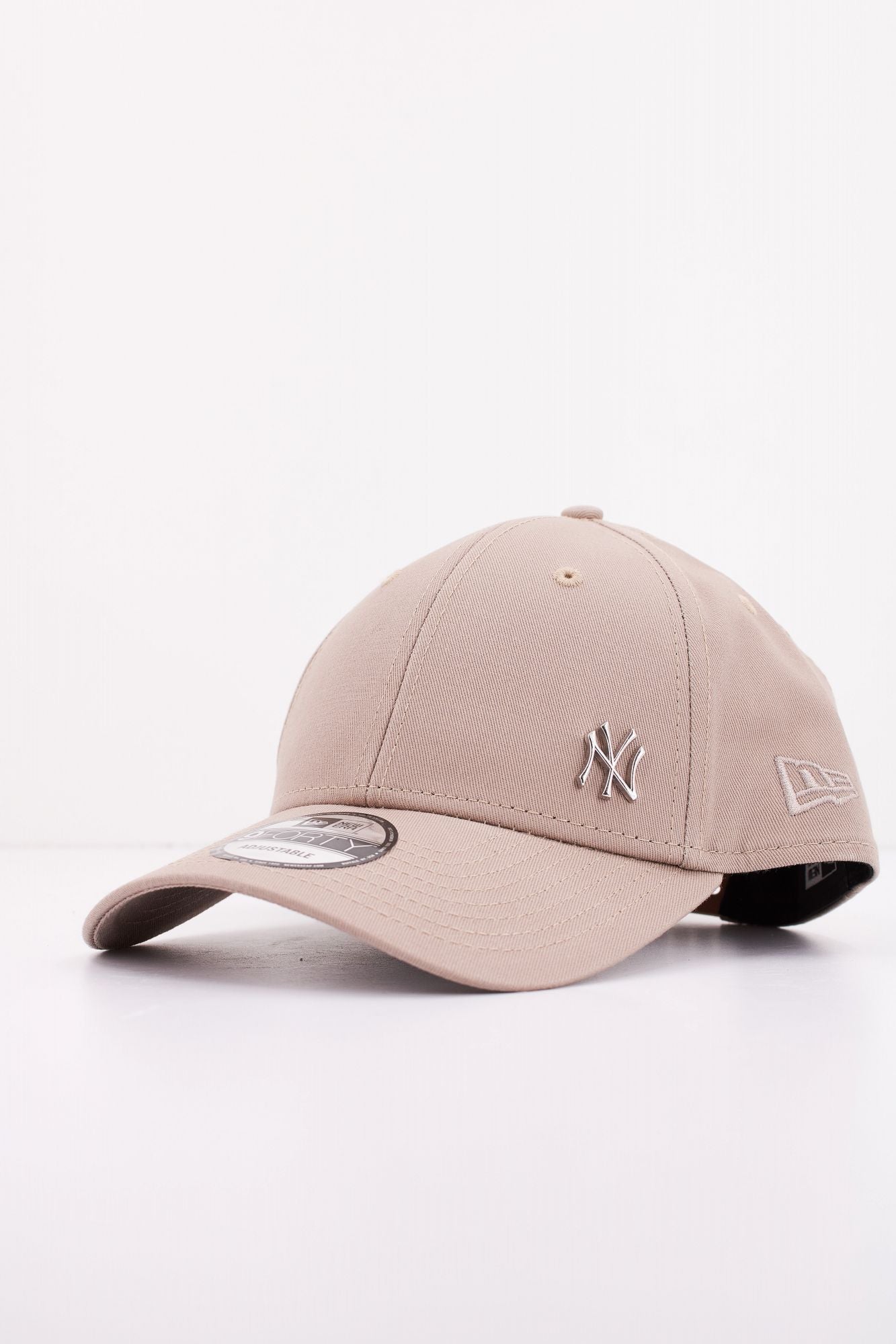 NEW ERA FLAWLESS 9FORTY NEYYAN en color MARRON (2)
